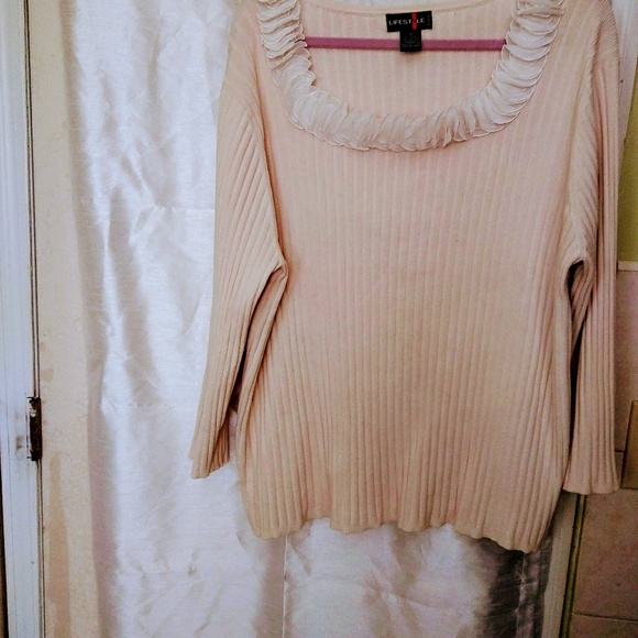 Sweater - Picture 2 of 2